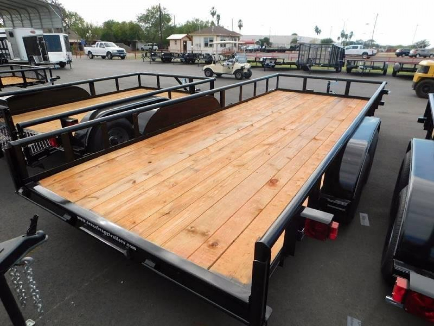 New 2025 TEXAS BRAGG TRAILERS 18' Tandem Axle Pipetop Utility Trailer