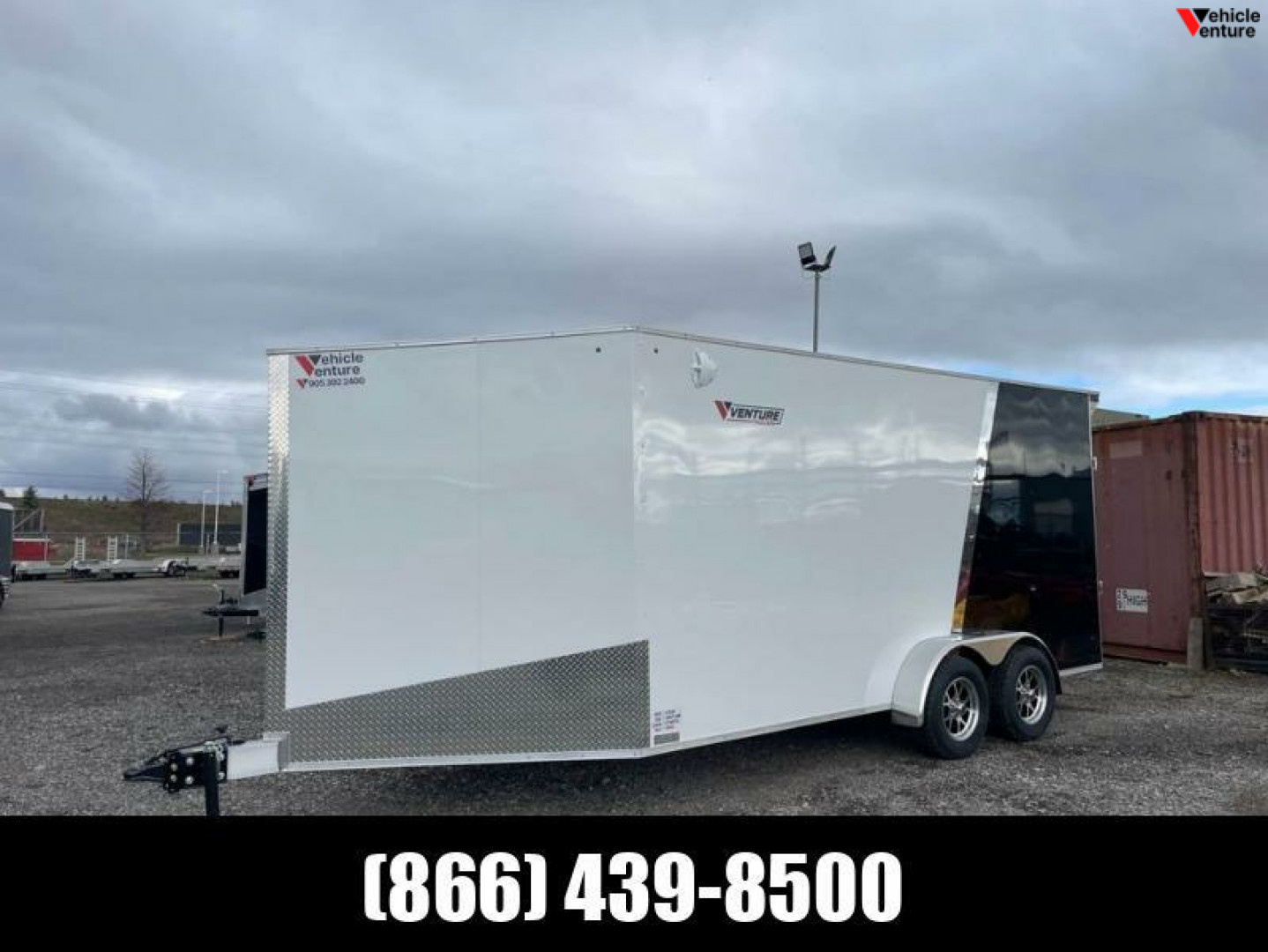 New 2024 7x21 (7x16 + 5' V-Nose) Aluminum Drive in Drive out Enclosed Trailer