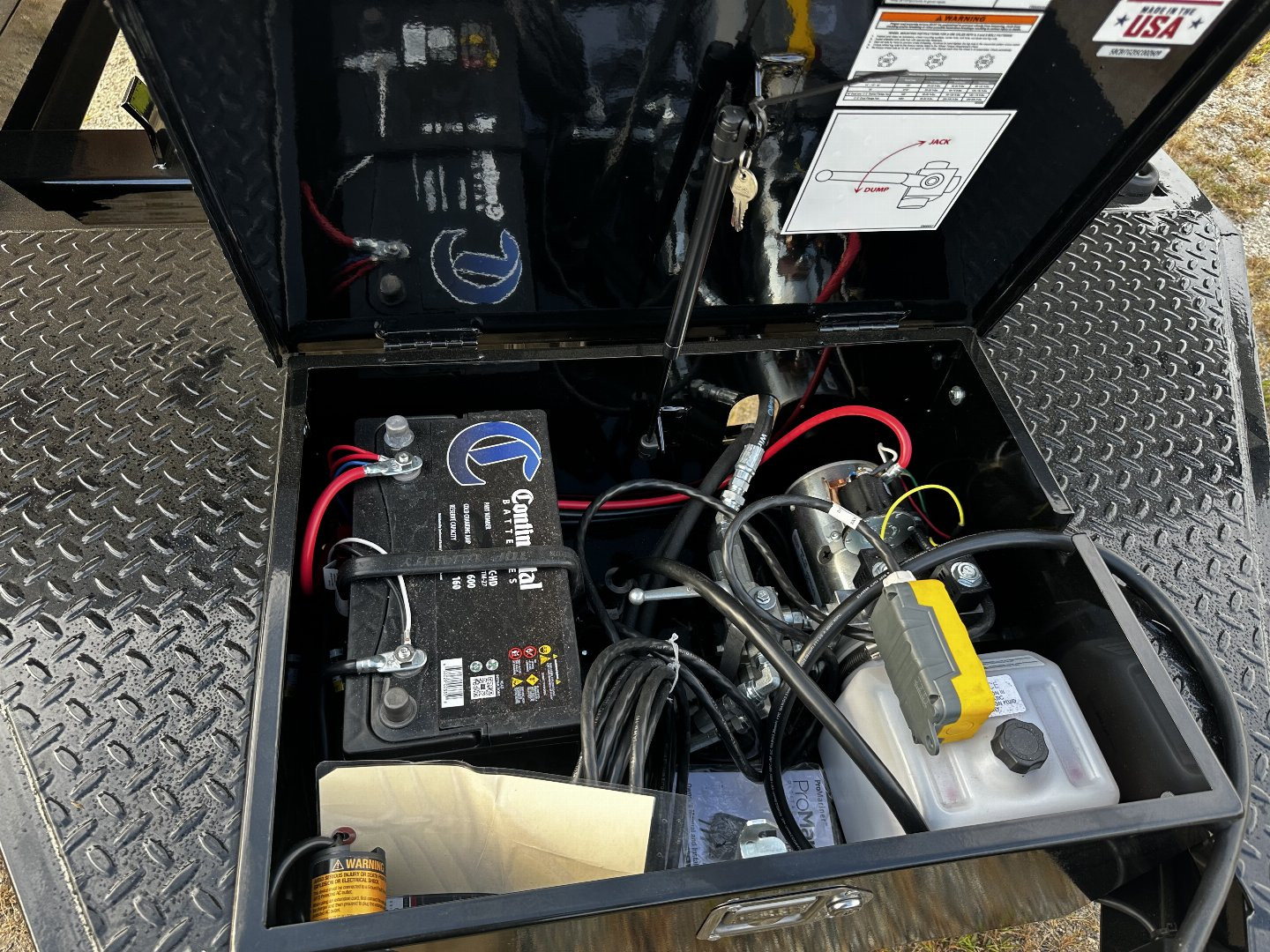 New 2025 BWISE Deckover tilt Trailer