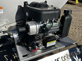 New 2025 DownEaster 9' 3.5 yrd Briggs Wirless control