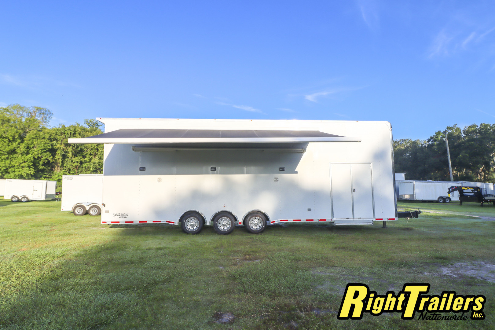 Used 2023 8.5X34 Vintage Trailers Stacker