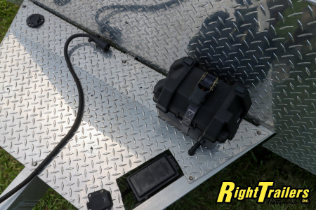 Used 2023 8.5X22 Bravo RACE TRAILER