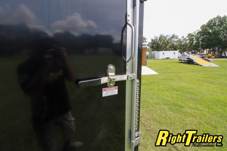 Used 2023 8.5X22 Bravo RACE TRAILER
