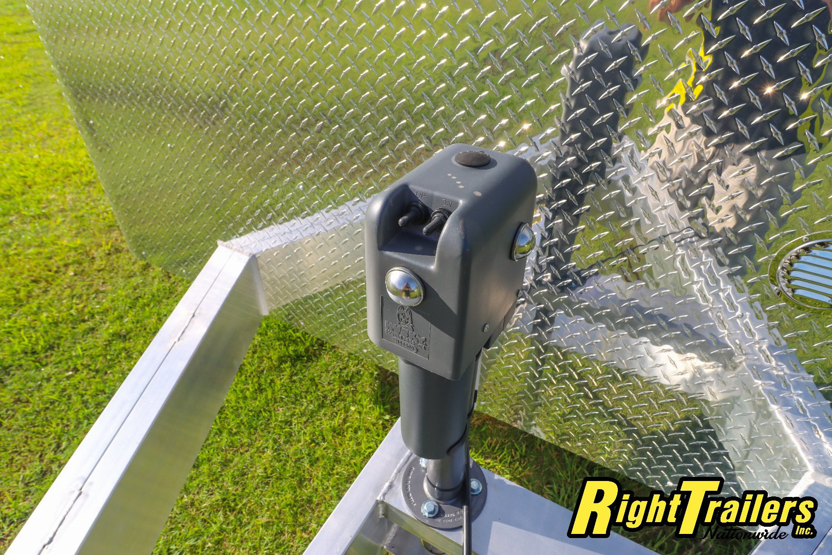 New 2025 8.5X24 inTech Stacker