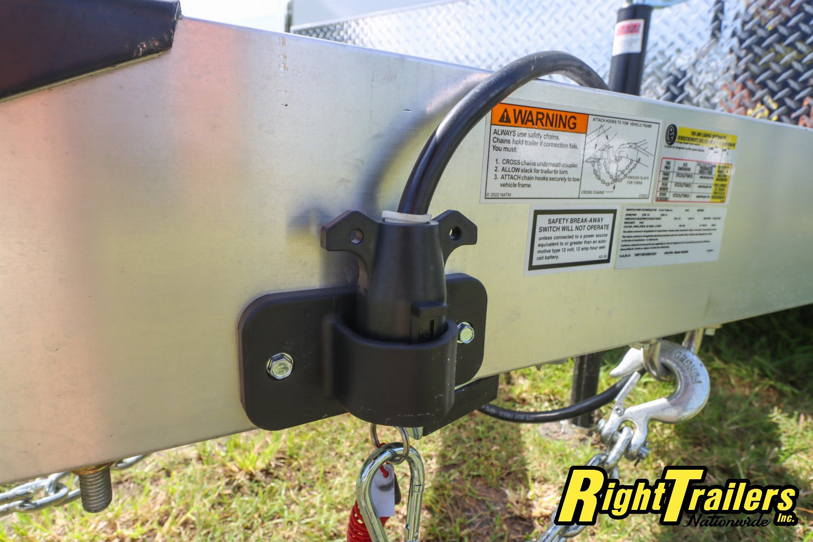 New 2025 inTech Trailers 8.5x28 Race Trailer