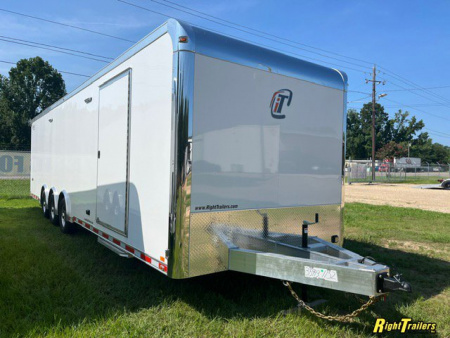 New 8.5x32 intech Race Trailer