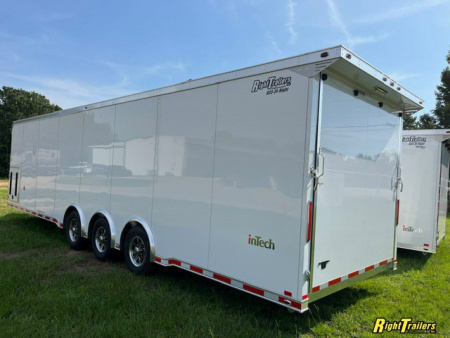 New 8.5x32 intech Race Trailer