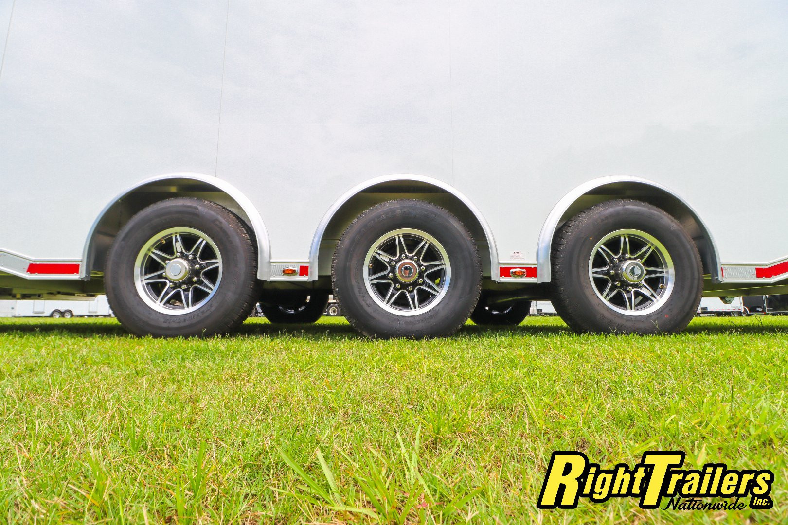 New 2026 inTech Trailers 8.5x32 Race Trailer