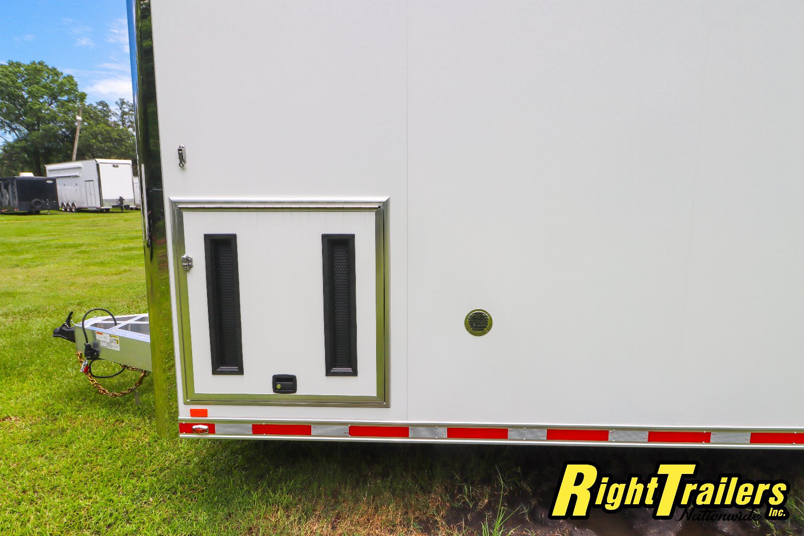 New 2026 inTech Trailers 8.5x32 Race Trailer