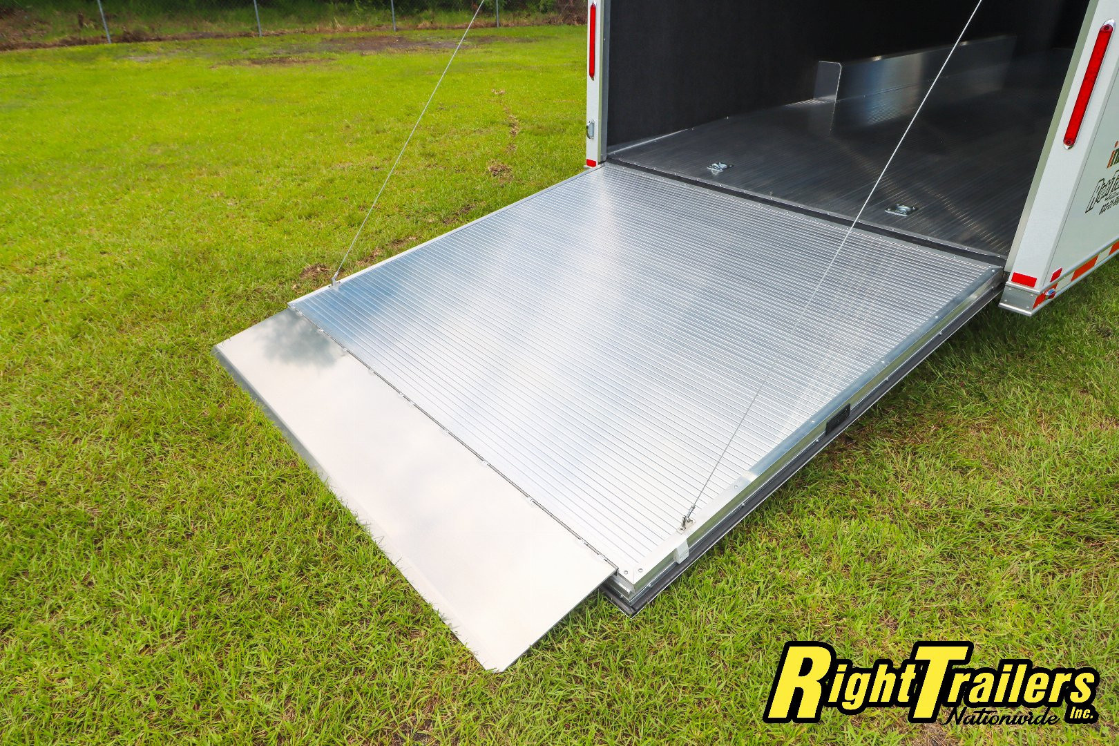 New 2026 inTech Trailers 8.5x32 Race Trailer