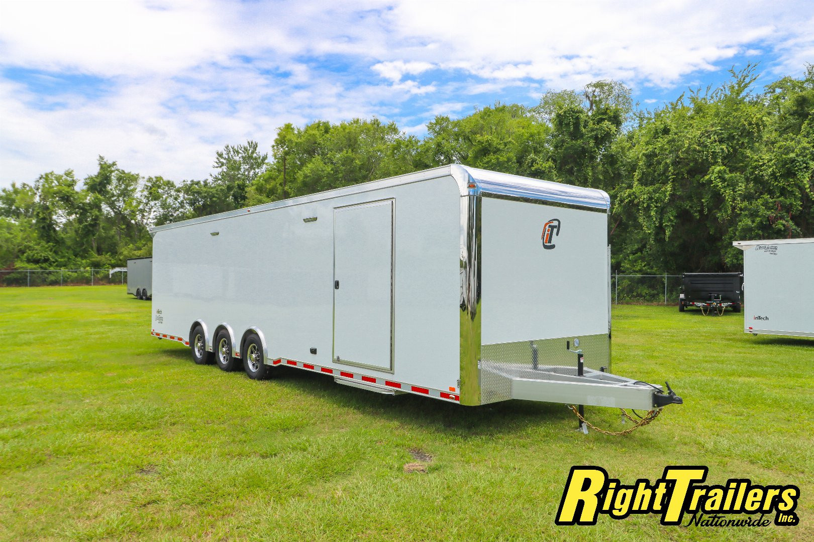New 2026 inTech Trailers 8.5x32 Race Trailer