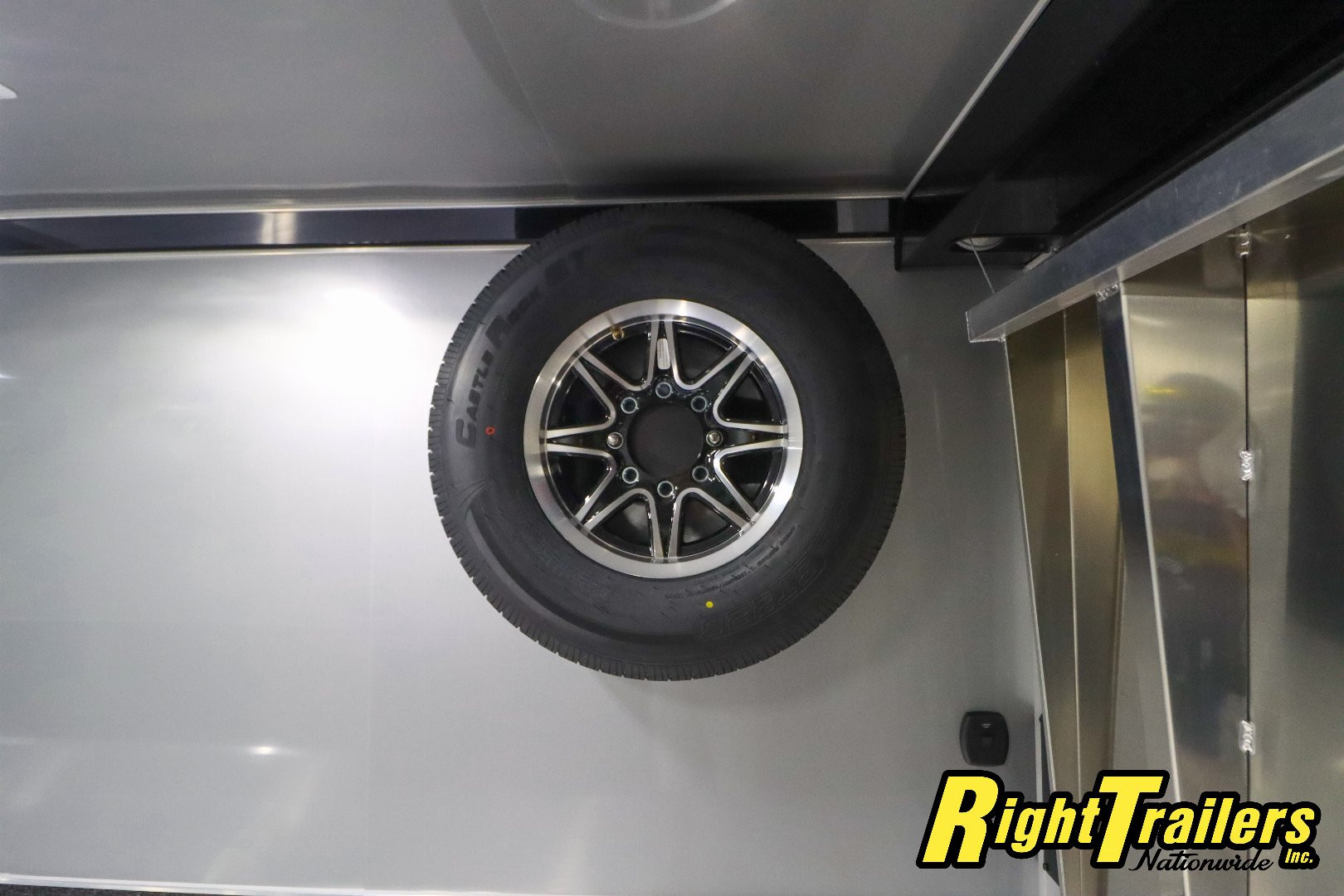 New 2025 inTech Trailers 8.5x32 Race Trailer