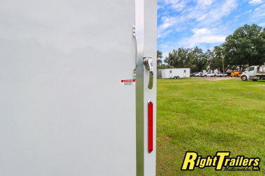 New 2025 inTech Trailers 8.5x32 Race Trailer