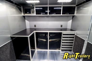 New 2025 inTech Trailers 8.5x32 Race Trailer