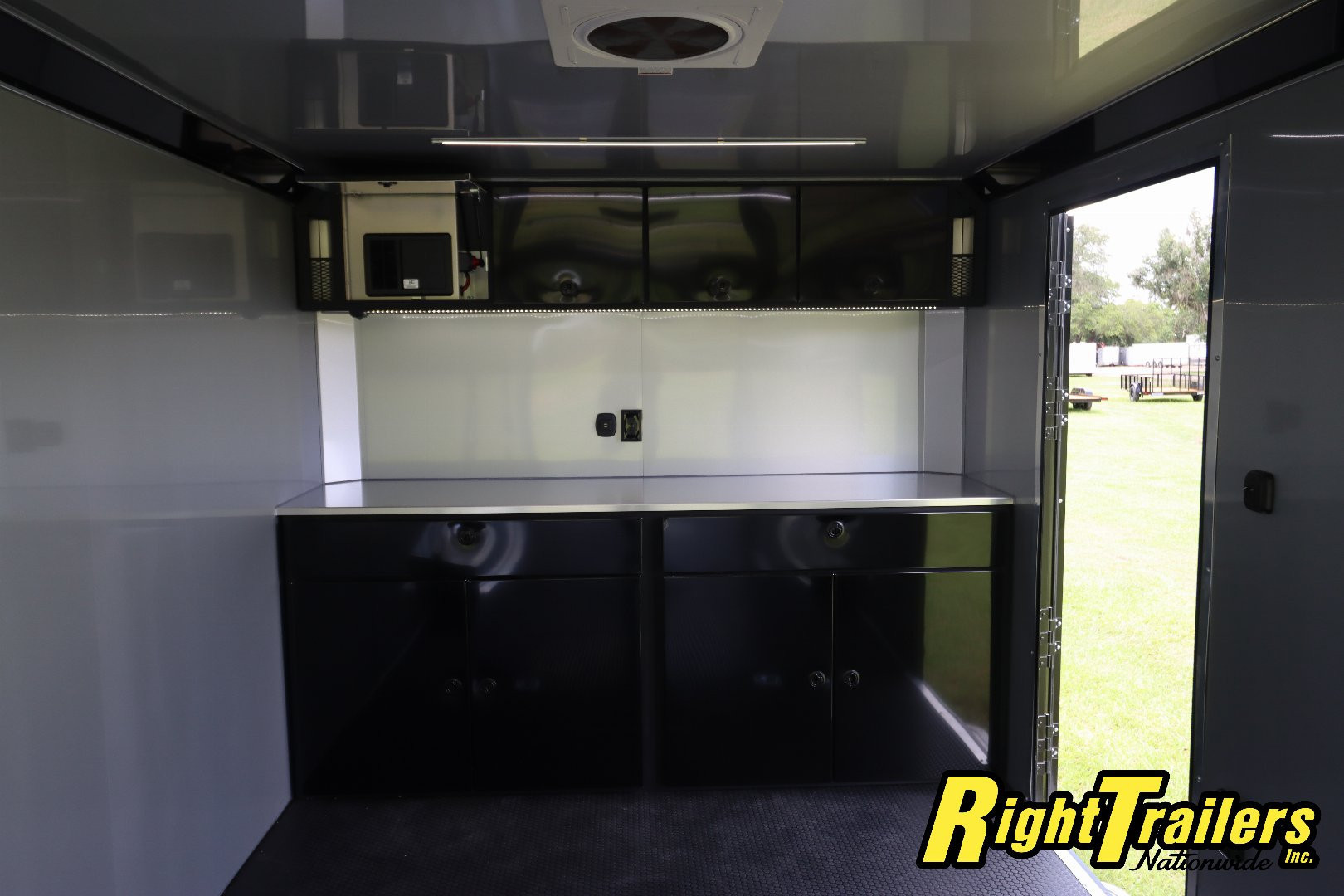New 2025 ATC 8.5x24 ROM 400 Race Trailer