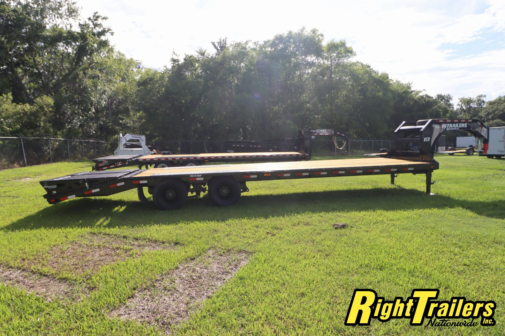 New 2026 PJ Trailers 8.5x30 Gooseneck Equipment Trailer
