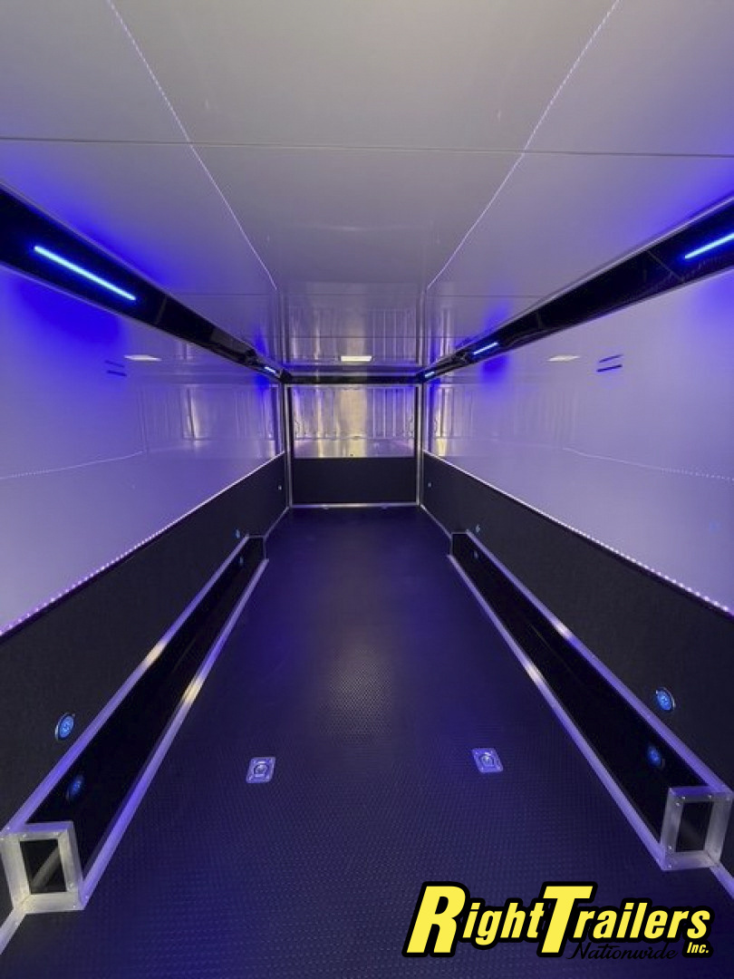 New RC Trailers 8.5x44 Race Trailer with Bathroom Package