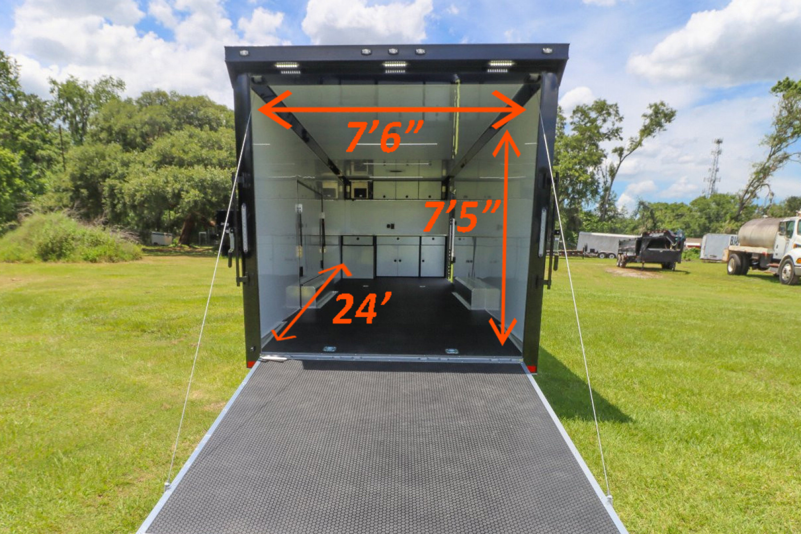 New 2025 8.5X28 ATC RACE TRAILER