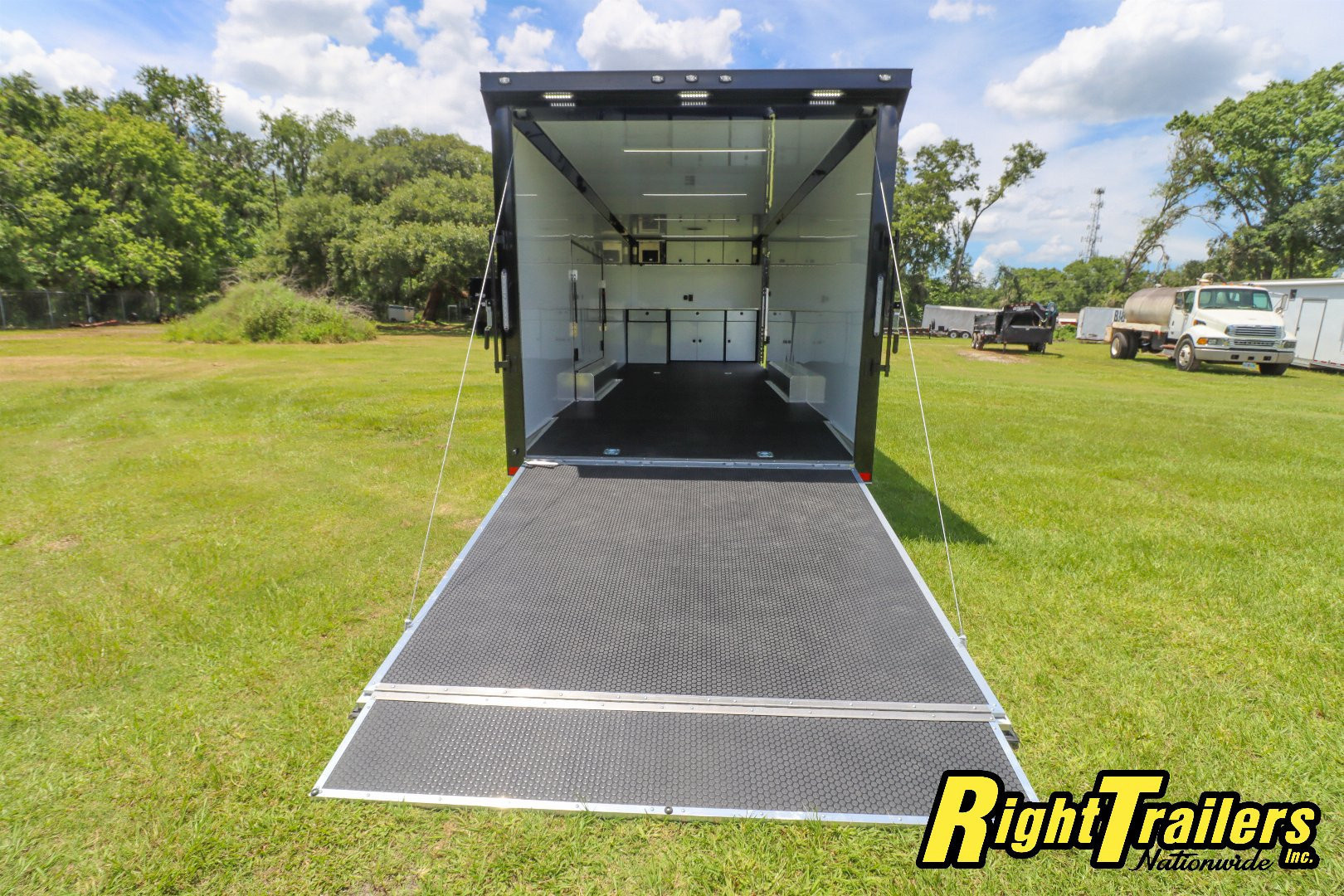 New 2025 8.5X28 ATC RACE TRAILER