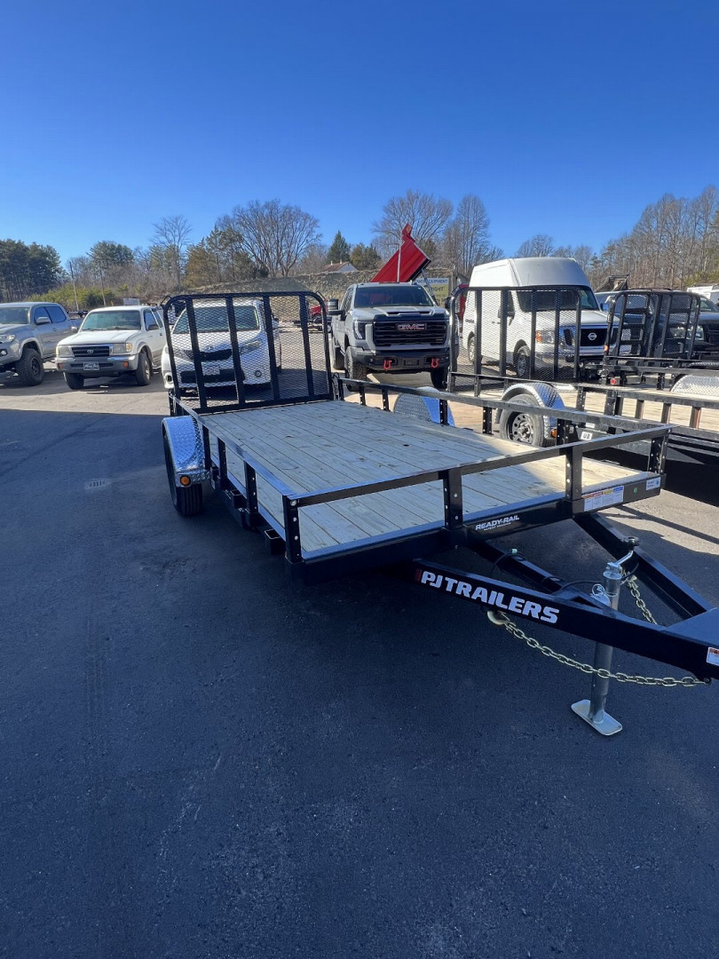 New 2025 PJ Trailers U7 Utility Trailer 14'