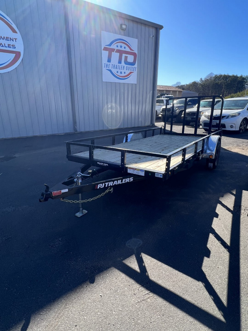 New 2025 PJ Trailers U7 Utility Trailer 14'