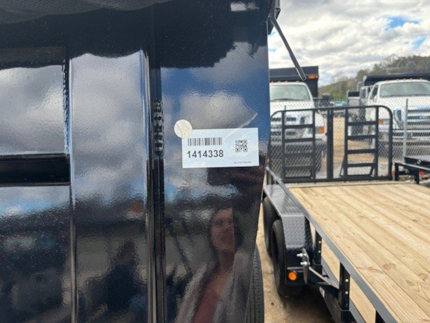 New 2025 PJ Trailers DL Dump Trailer