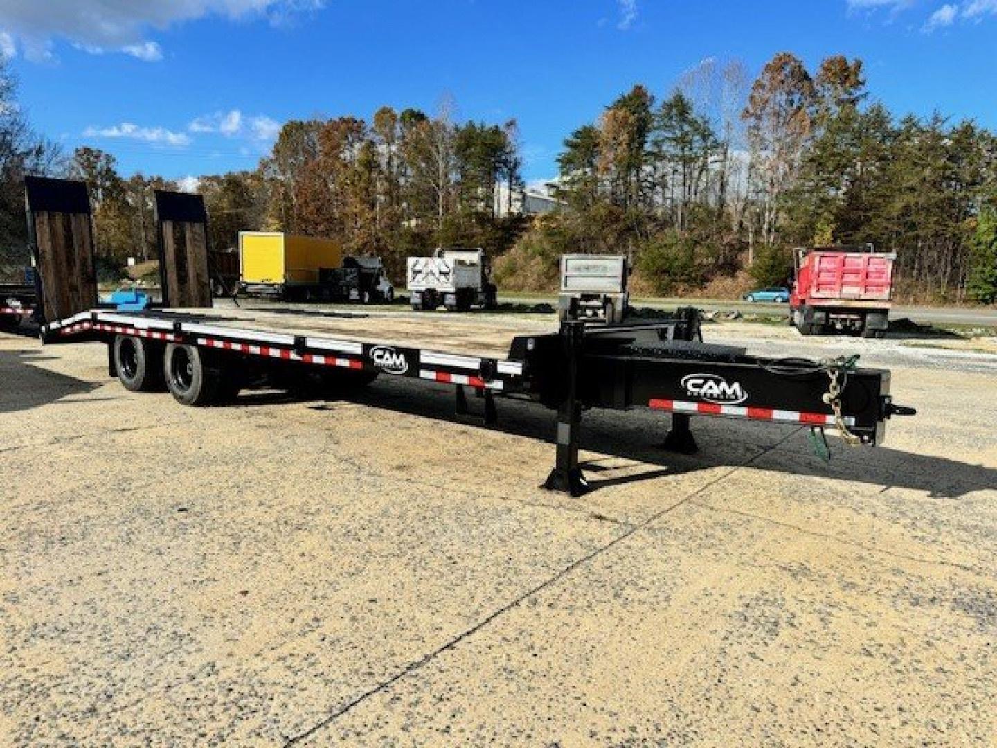 New 2025 Cam Superline P20CAM8225TA Deckover Trailer