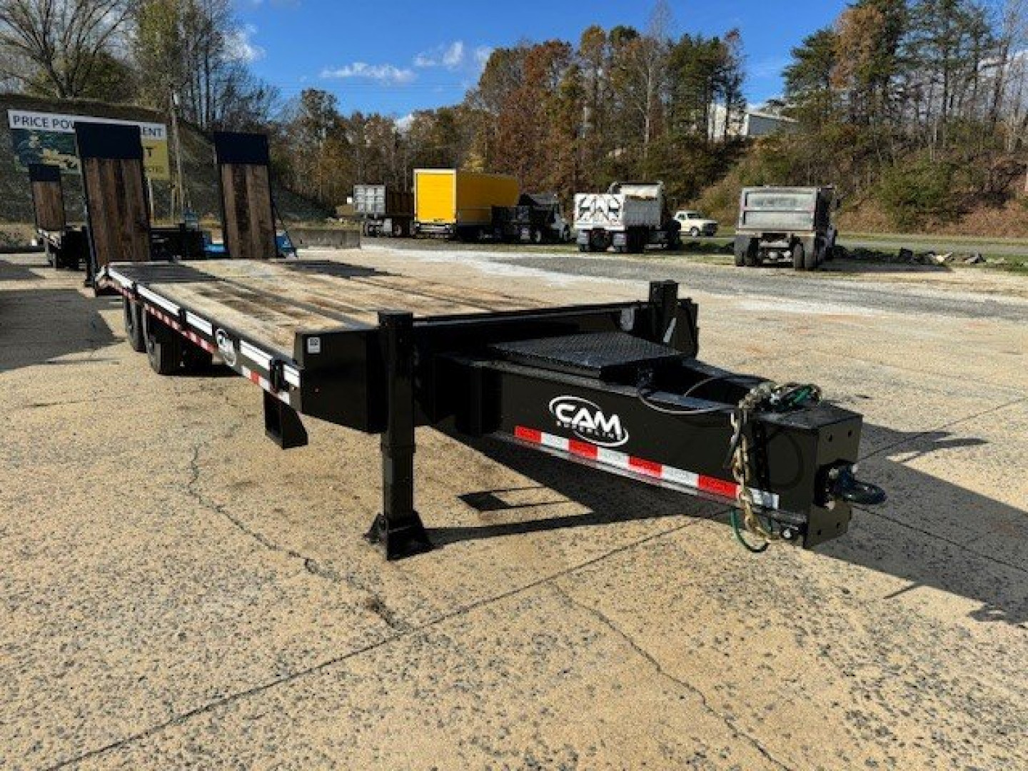 New 2025 Cam Superline P20CAM8225TA Deckover Trailer