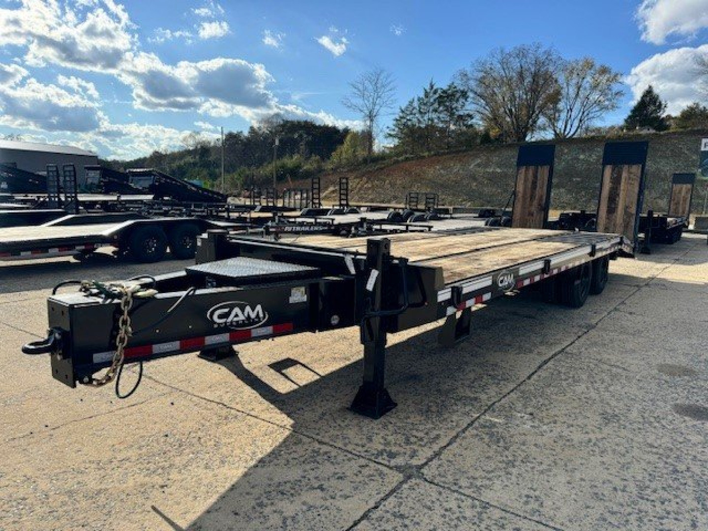 New 2025 Cam Superline P20CAM8225TA Deckover Trailer