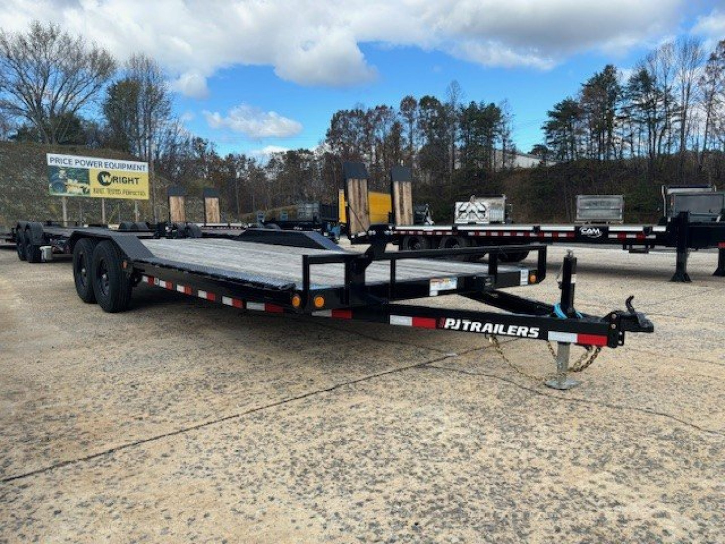 New 2025 PJ Trailers 22ft B5 Car Hauler 22'