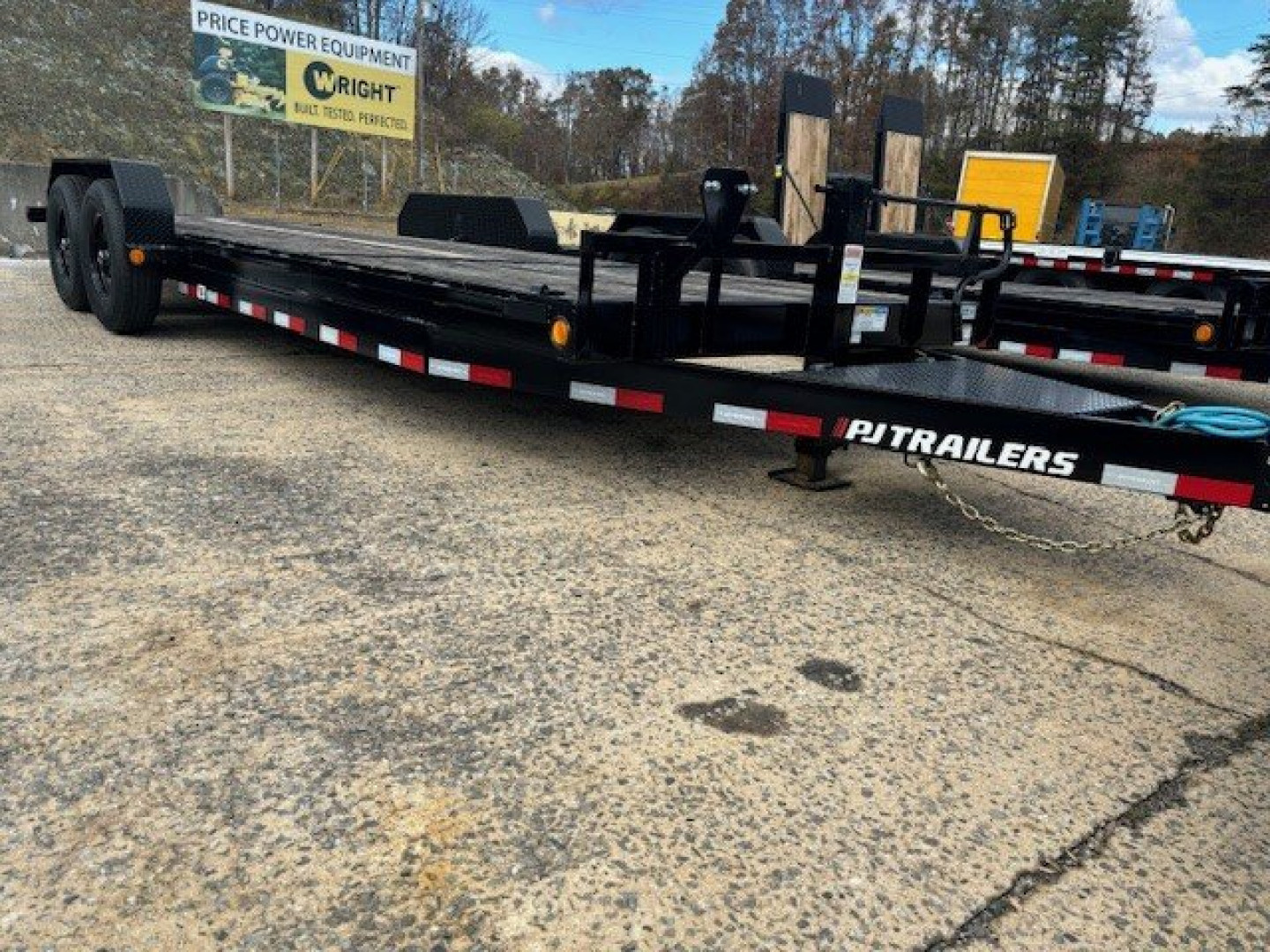 New 2025 PJ Trailers 20ft T6 Equipment Trailer 20'
