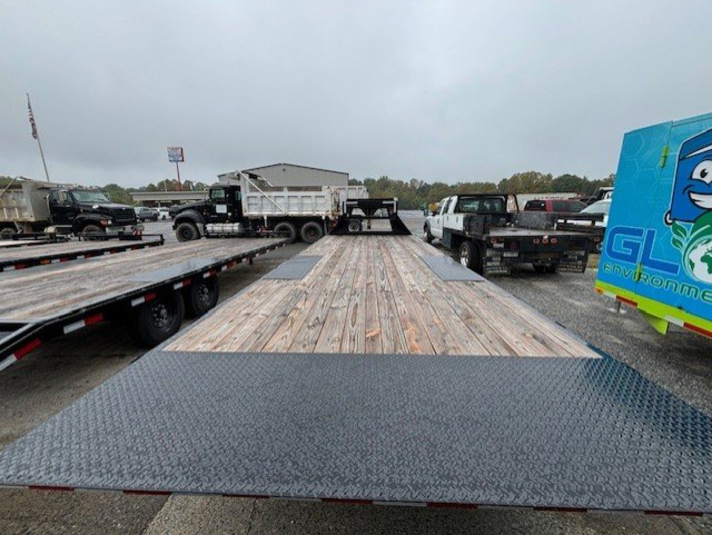 New 2025 PJ Trailers 24ft T9 Deckover Trailer 24'
