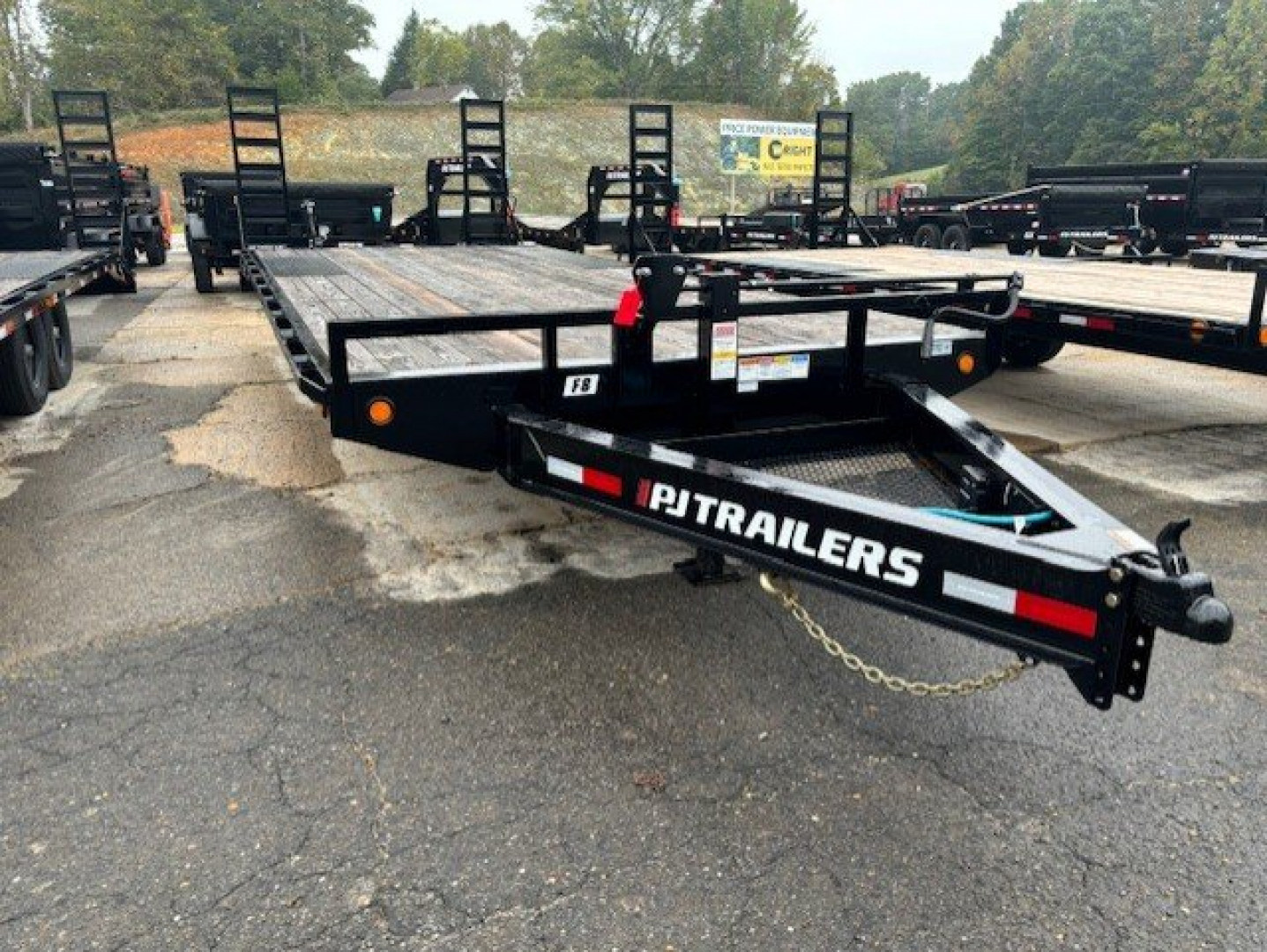 New 2025 PJ Trailers 22ft F8 Deckover Trailer 22'