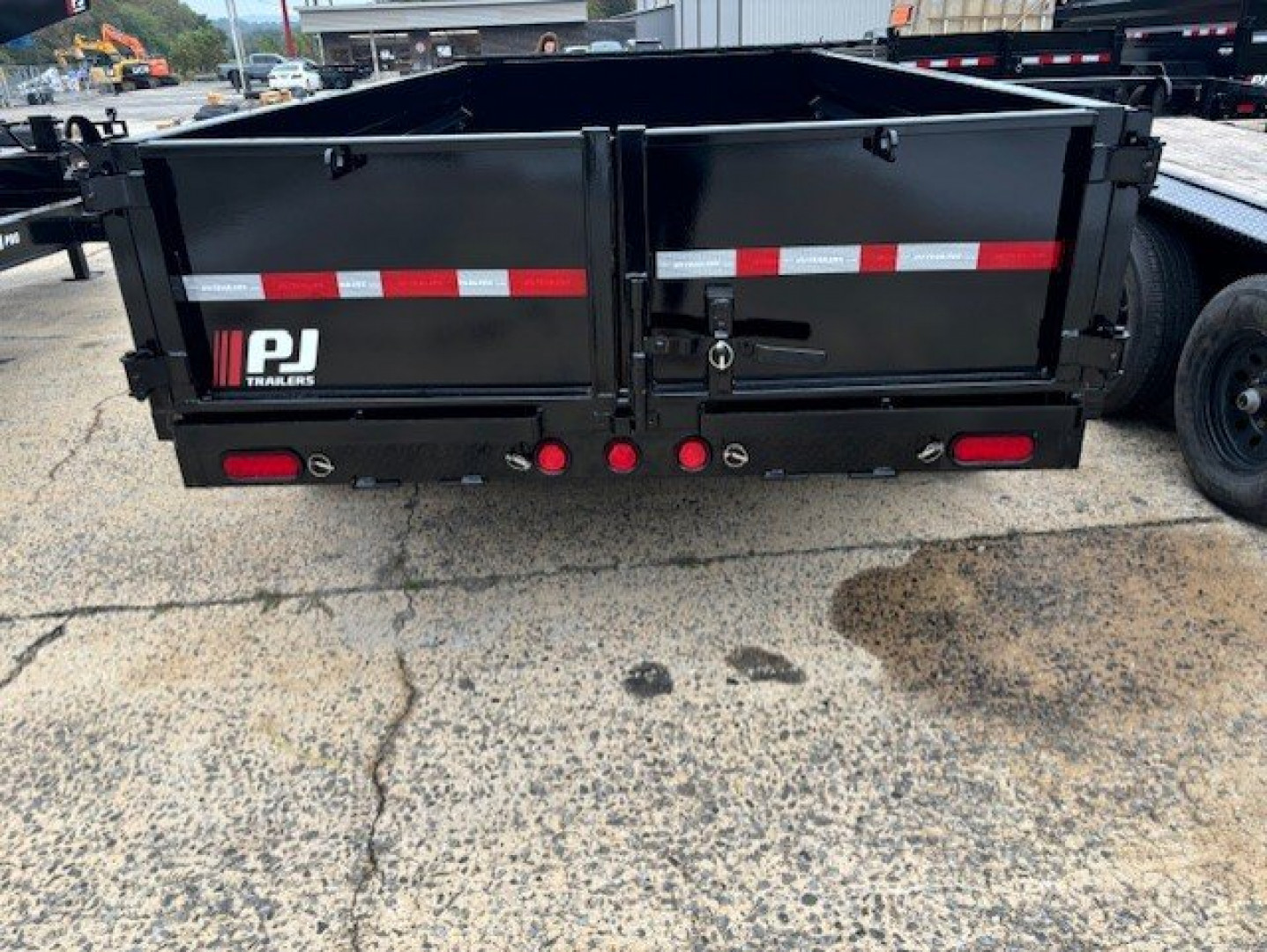 New 2025 PJ Trailers 12ft D3 Dump Trailer