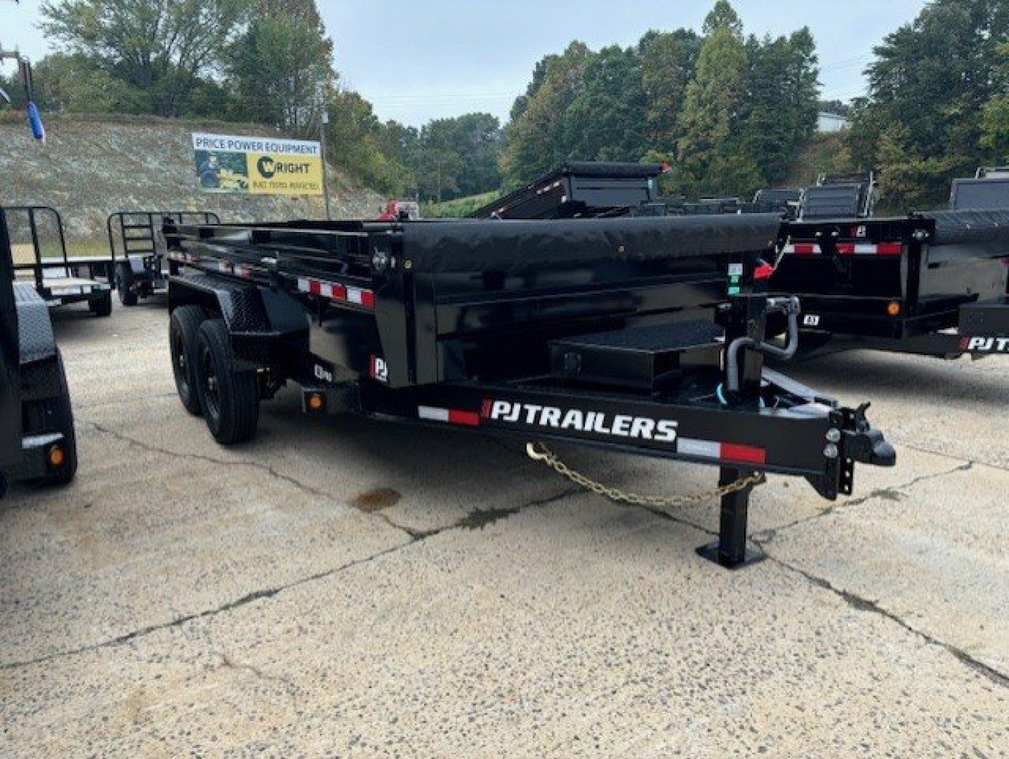 New 2025 PJ Trailers 14ft Dump Trailer