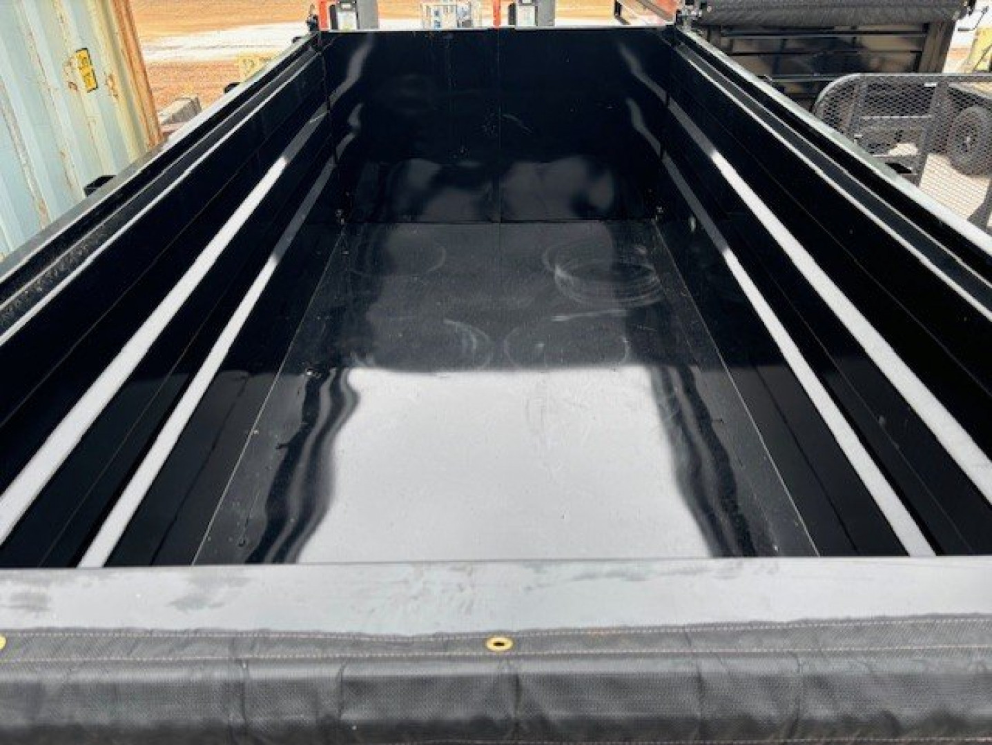 New 2025 PJ Trailers DM 14FT. Dump Trailer