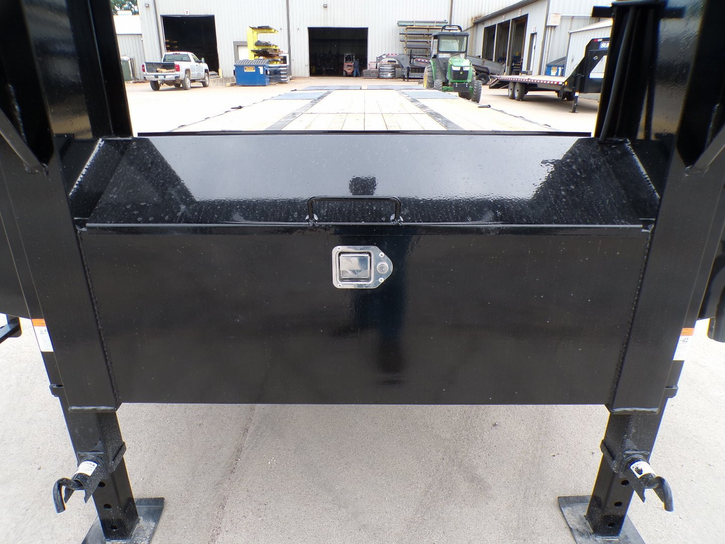 New 2025 Sure-Trac 85X32 HD -LP-GN-25.9K Deckover Flatbed Trailer - 244