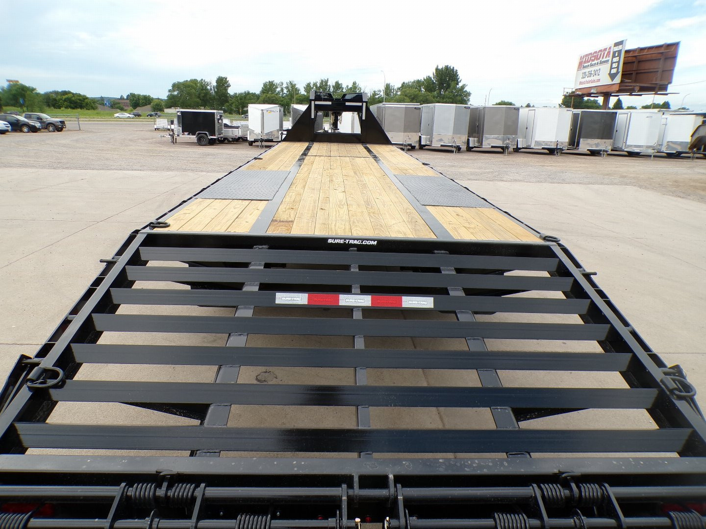 New 2025 Sure-Trac 85X32 HD -LP-GN-25.9K Deckover Flatbed Trailer - 244