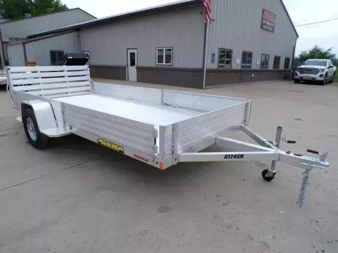 2026 Aluma 8114S-R-BT-SR