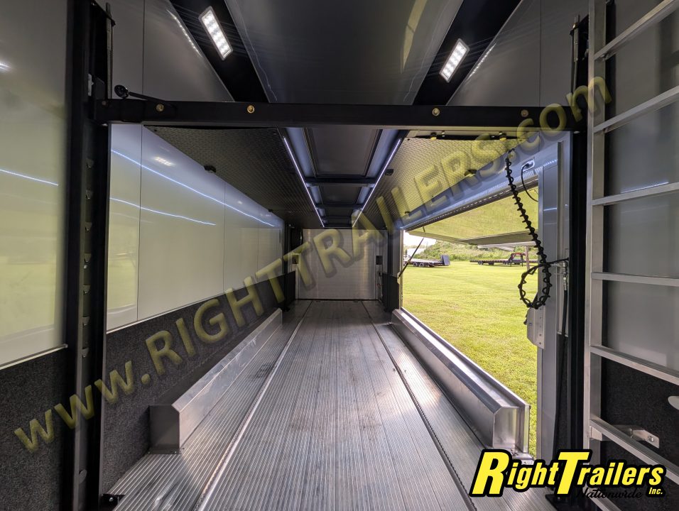 Used 2025 8.5x32 inTech Trailers Stacker