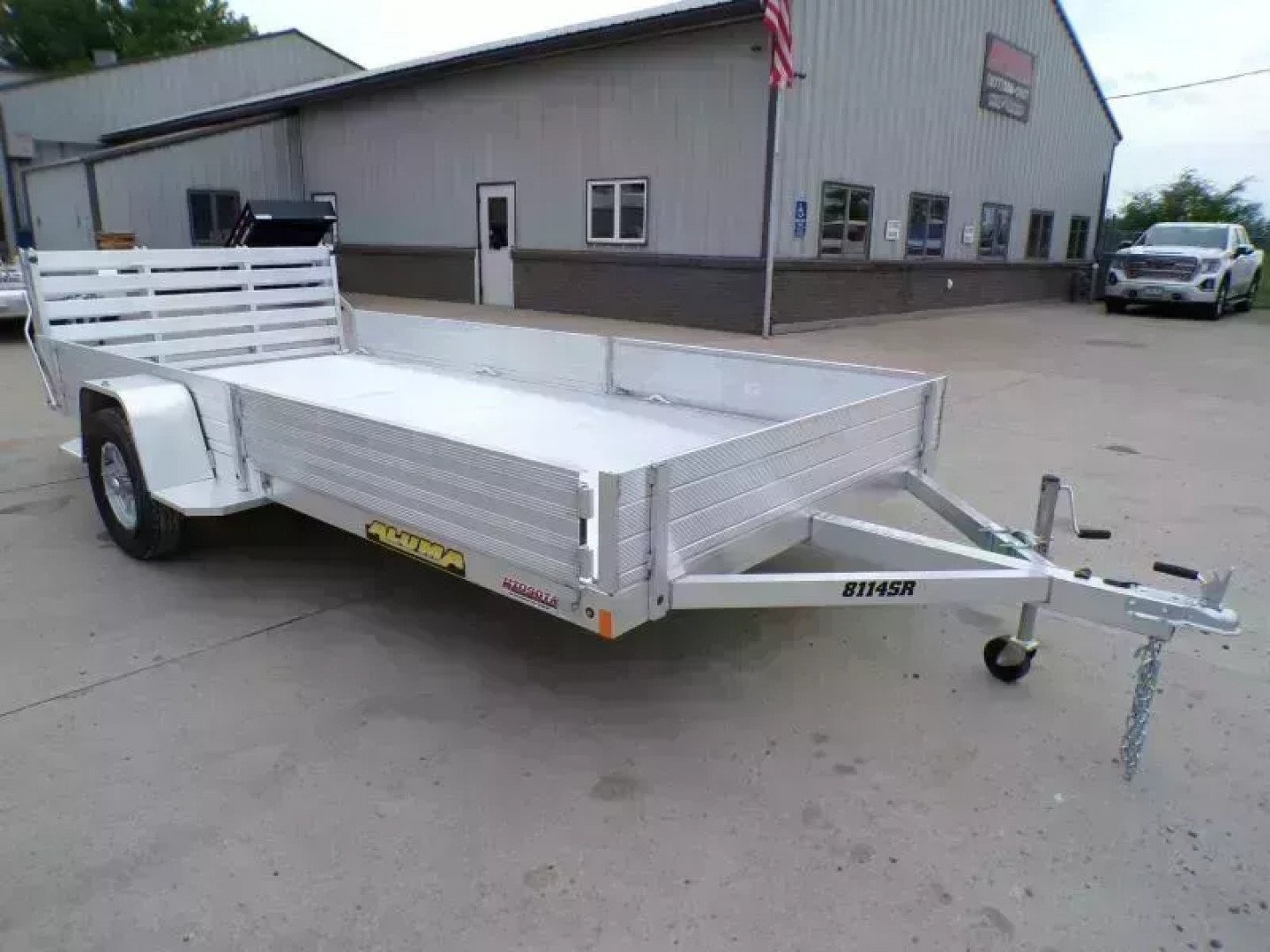 2026 Aluma 8114S-R-BT-SR
