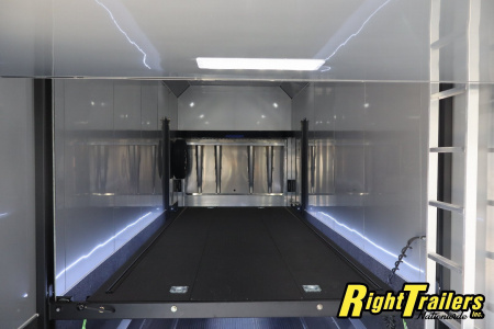 New 8.5x32 inTech Trailers Stacker