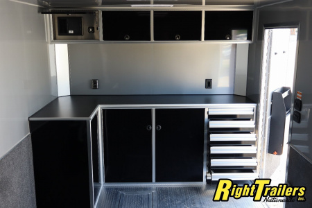New 8.5x32 inTech Trailers Stacker
