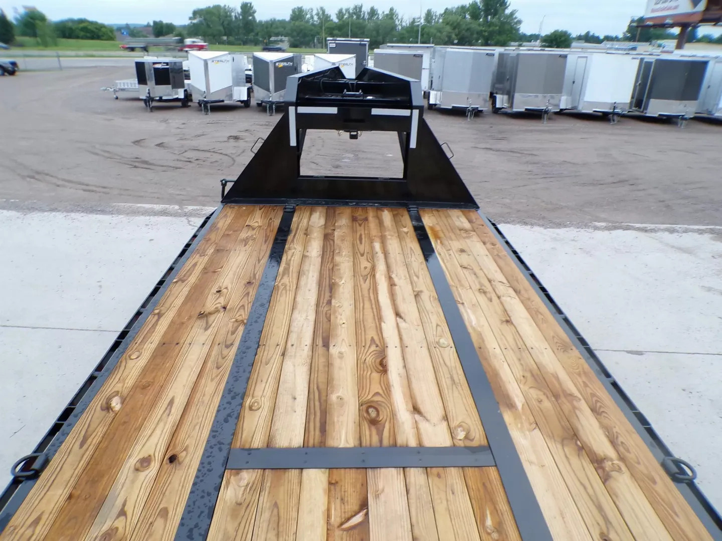 New 2025 SURE-TRAC 8.5X25+5 HD LP Beavertail Deckover Flatbed Trailer - 846