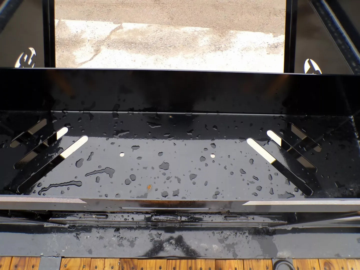 New 2025 SURE-TRAC 8.5X25+5 HD LP Beavertail Deckover Flatbed Trailer - 846