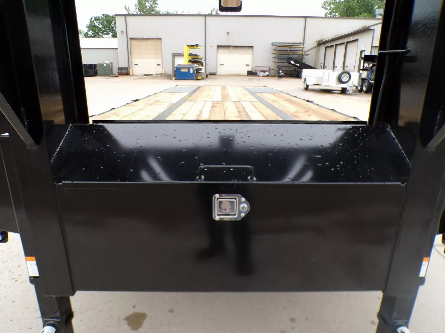 New 2025 SURE-TRAC 8.5X25+5 HD LP Beavertail Deckover Flatbed Trailer - 846