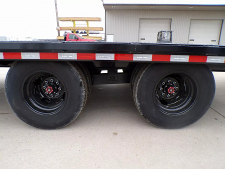 New 2025 SURE-TRAC 8.5X25+5 HD LP Beavertail Deckover Flatbed Trailer - 846