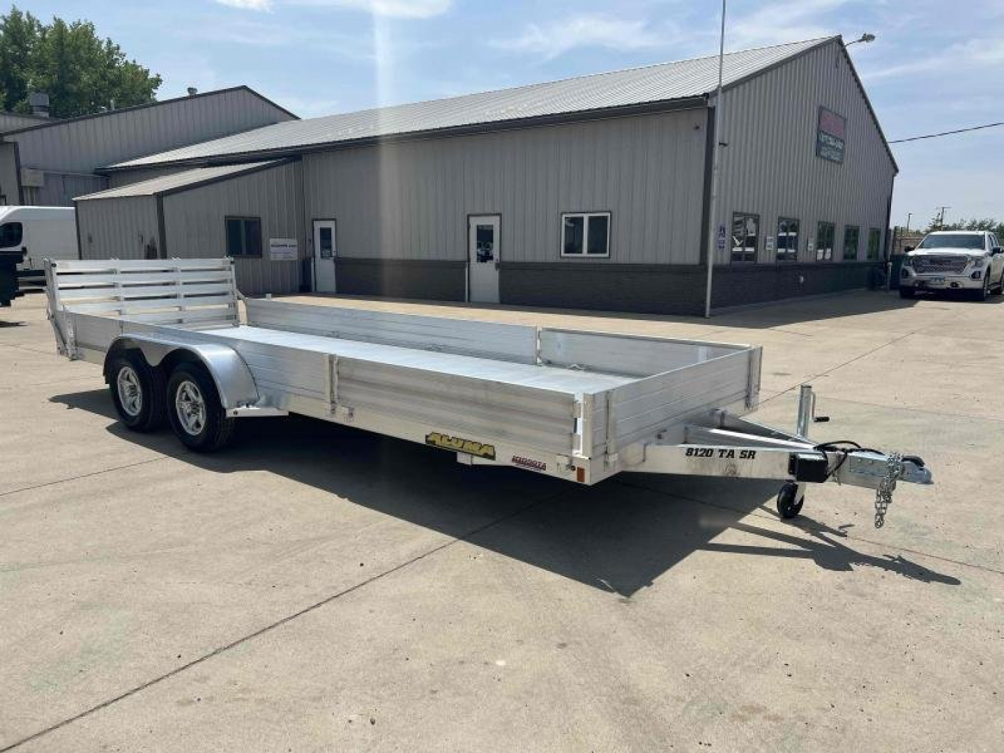 2025 Aluma 8120TA-EL-R-BT-SR
