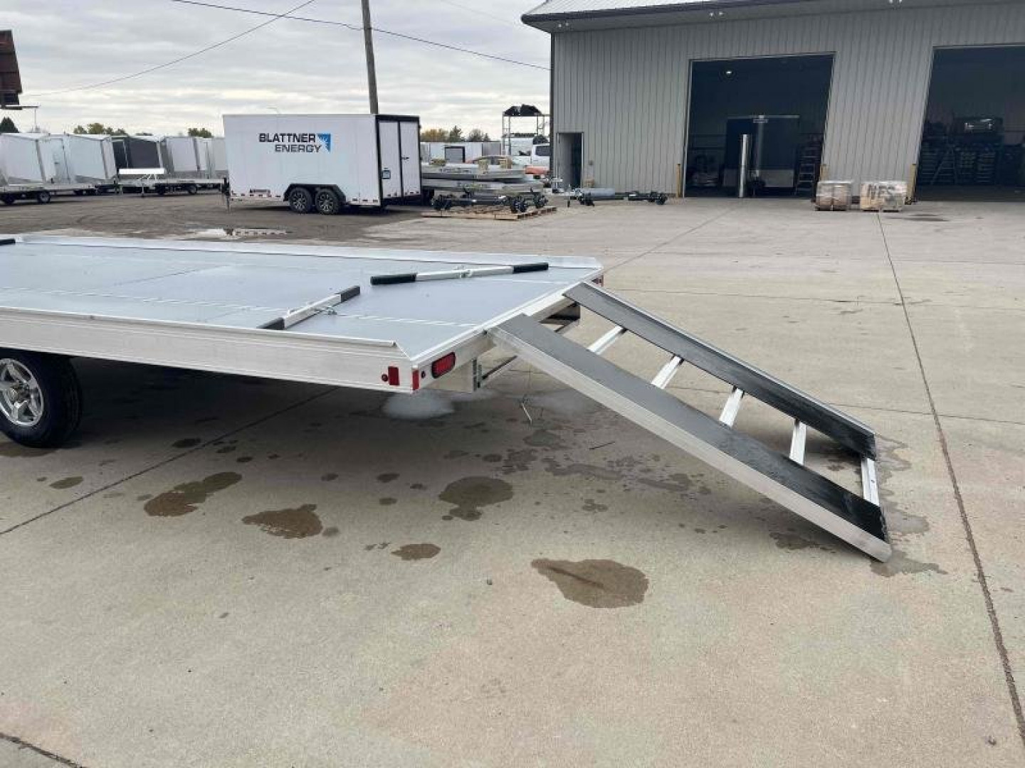New 2024 Aluma 8622-TA-EL-R-13A -Snowmobile Trailer - 663