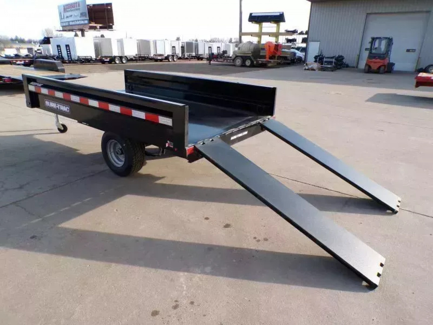 New 2025 SURE TRAC 4.5 X 8 UTILITY DUMP - 581